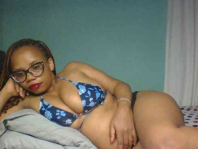 Prettyzari webcam