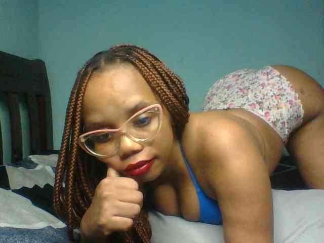 Prettyzari webcam