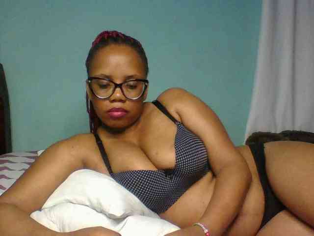Prettyzari webcam