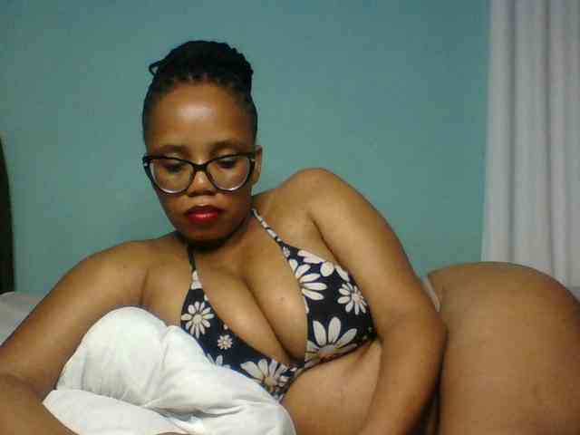 Prettyzari webcam