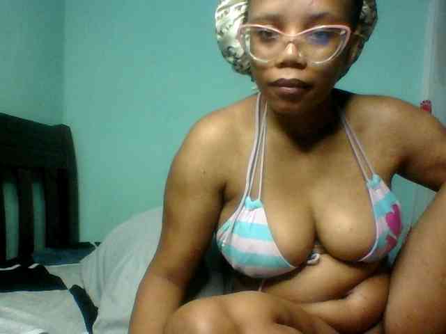 Prettyzari webcam