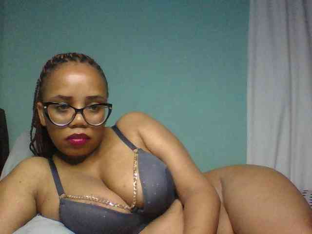 Prettyzari webcam