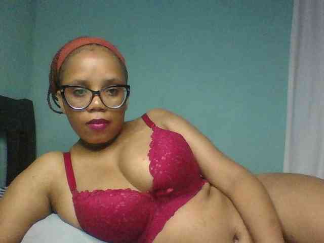 Prettyzari webcam