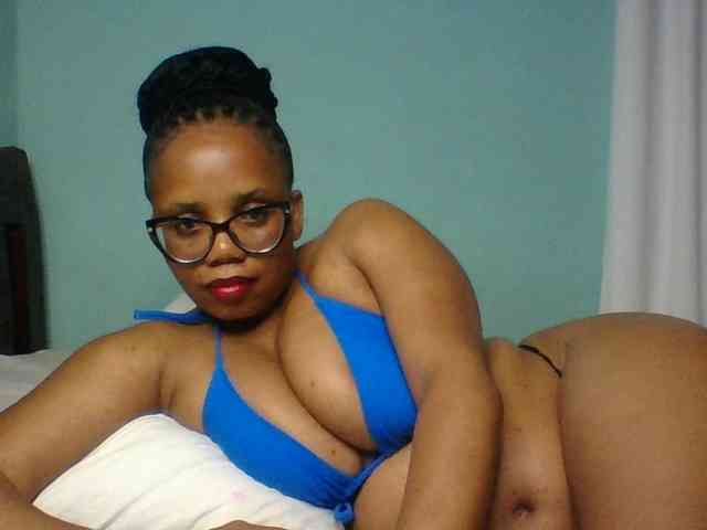 Prettyzari webcam