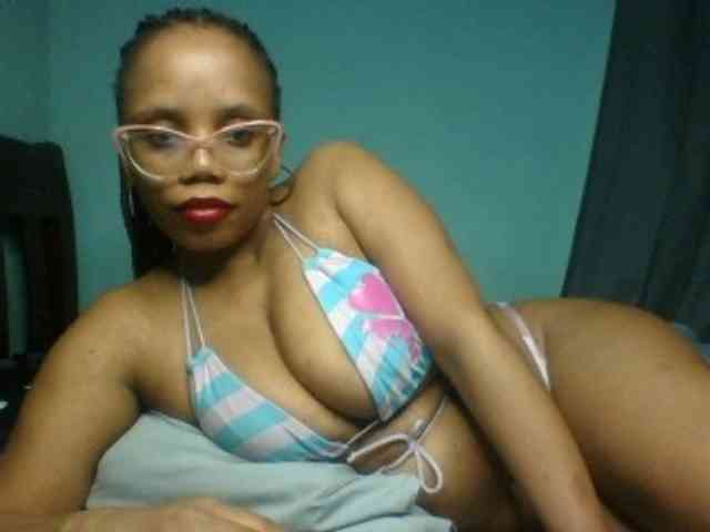 Prettyzari webcam