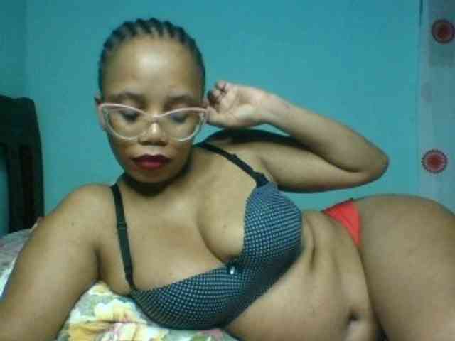 Prettyzari webcam