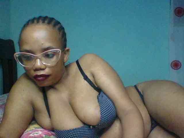 Prettyzari webcam