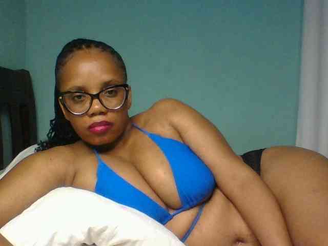 Prettyzari webcam
