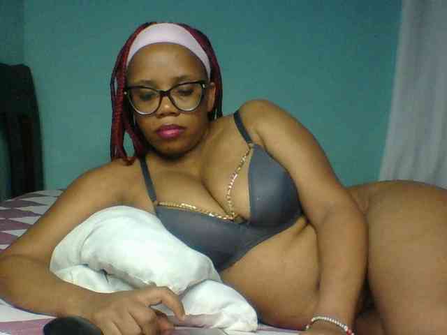 Prettyzari webcam