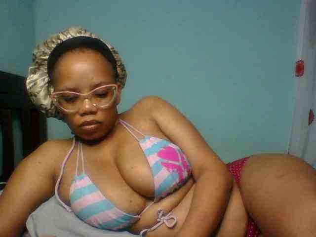 Prettyzari webcam