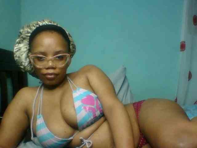 Prettyzari webcam