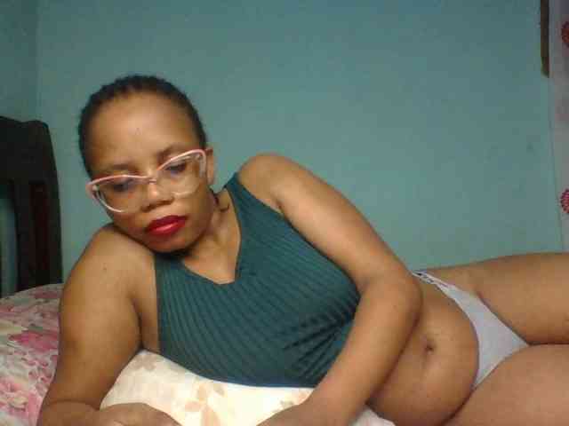 Prettyzari webcam