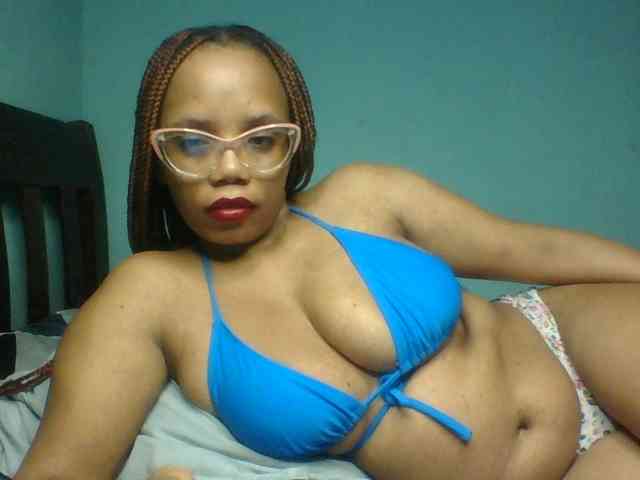 Prettyzari webcam
