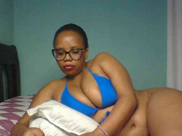 Prettyzari webcam