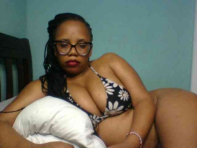 Prettyzari webcam