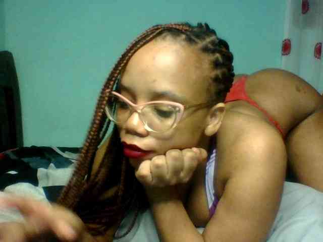 Prettyzari webcam