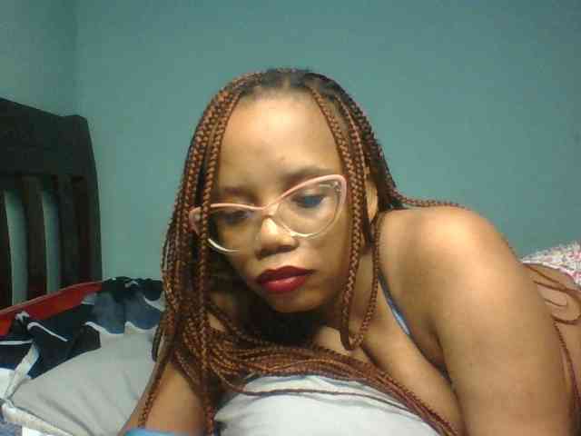 Prettyzari webcam