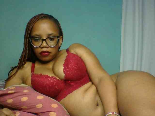 Prettyzari webcam