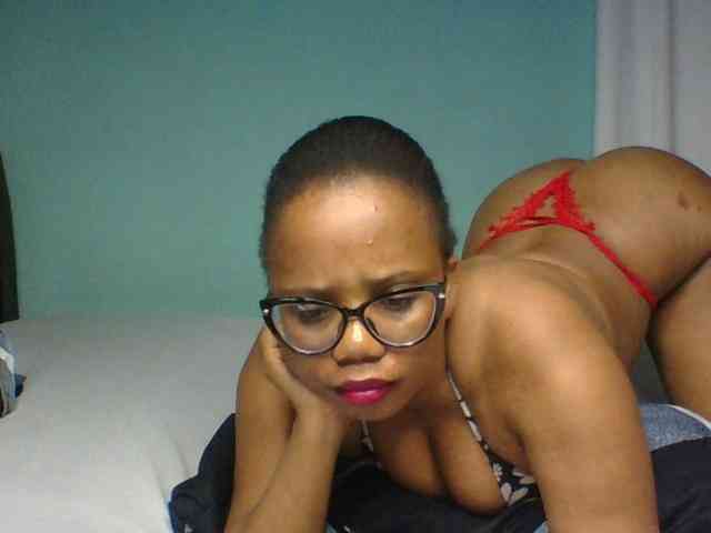 Prettyzari webcam