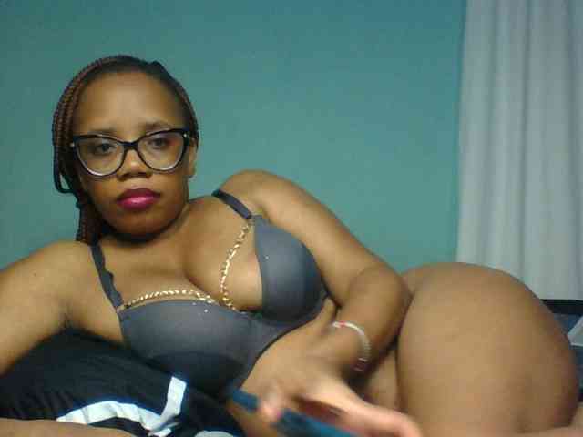 Prettyzari webcam