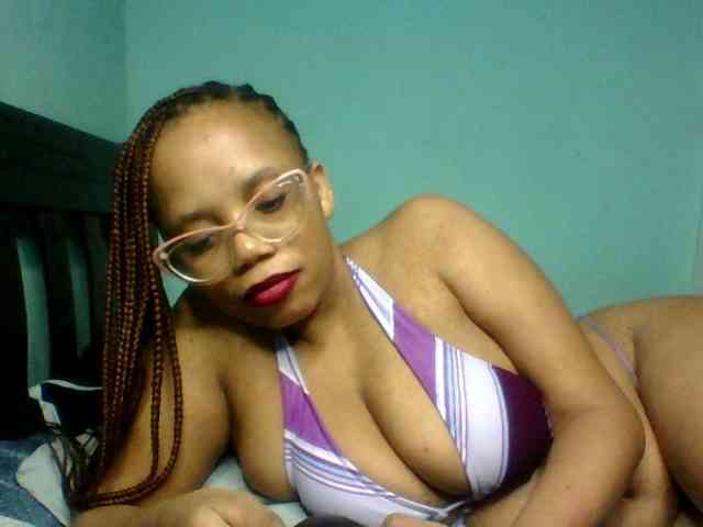 Prettyzari webcam