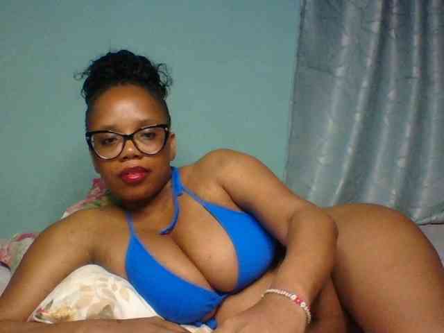Prettyzari webcam