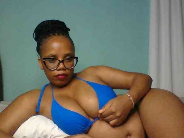 Prettyzari webcam