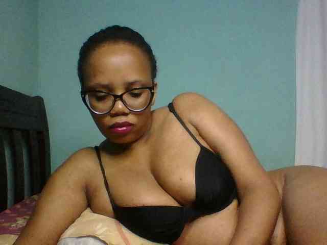 Prettyzari webcam