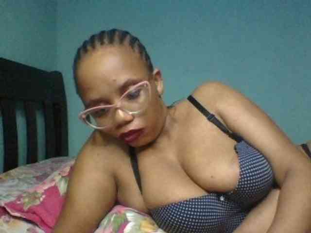Prettyzari webcam