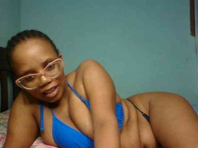 Prettyzari webcam