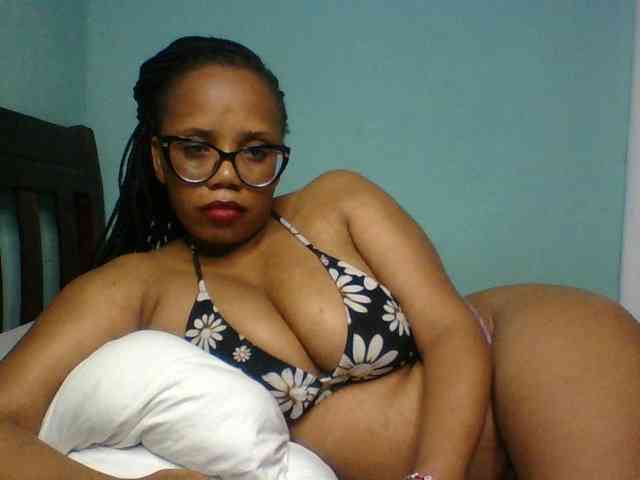 Prettyzari webcam