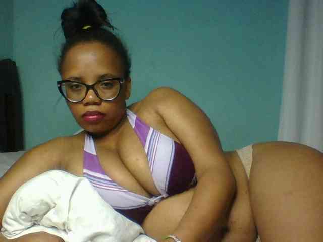 Prettyzari webcam