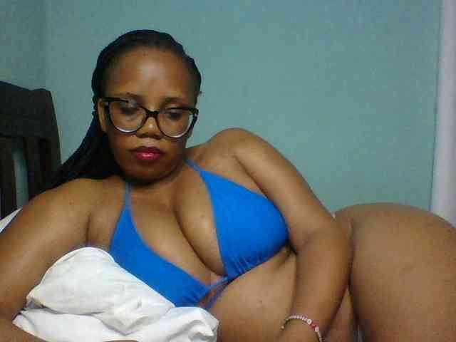Prettyzari webcam