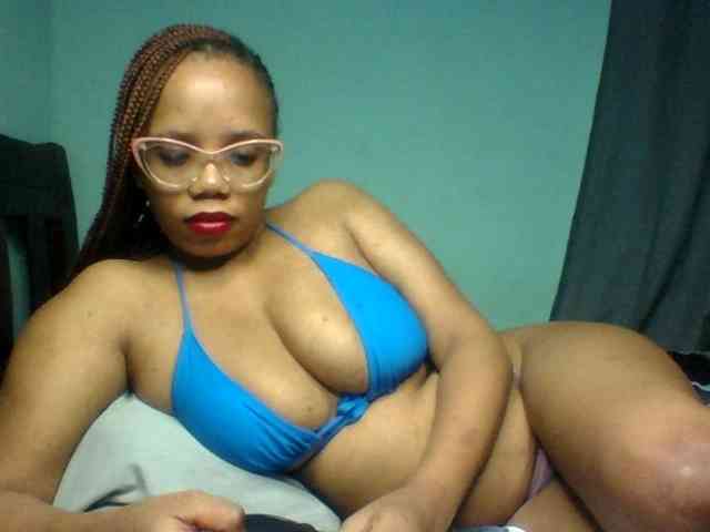 Prettyzari webcam