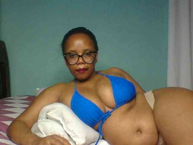 Prettyzari webcam