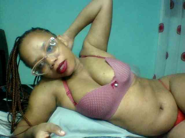 Prettyzari webcam