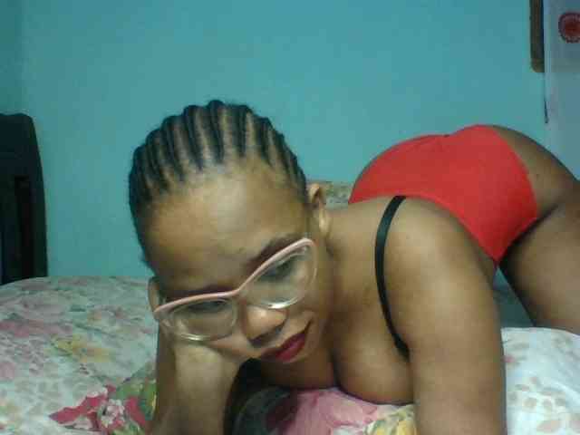 Prettyzari webcam