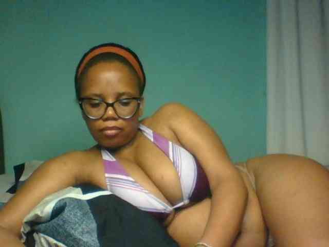Prettyzari webcam