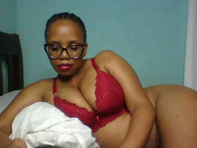 Prettyzari webcam