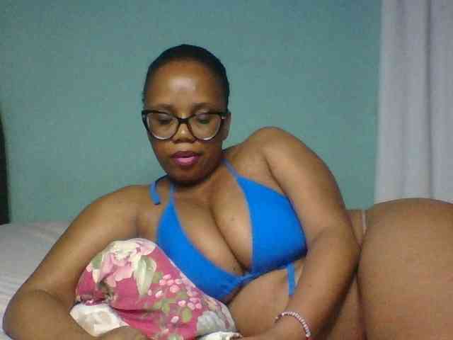 Prettyzari webcam