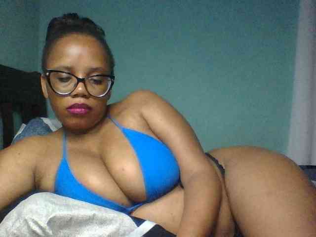 Prettyzari webcam