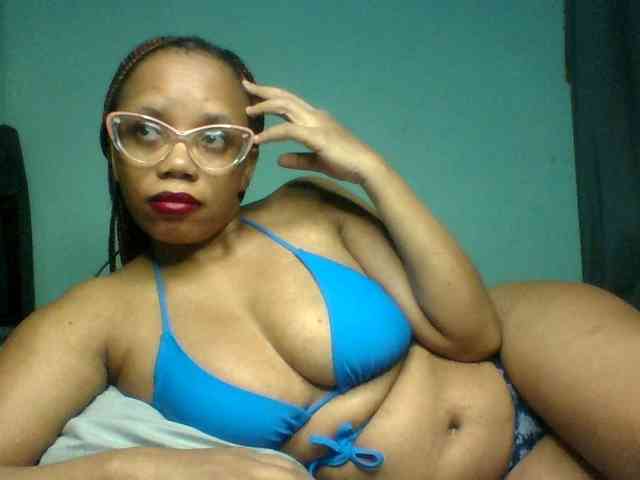 Prettyzari webcam