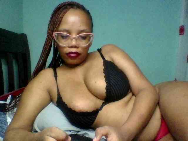 Prettyzari webcam