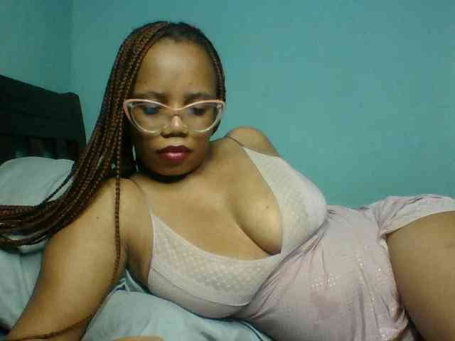 Prettyzari webcam