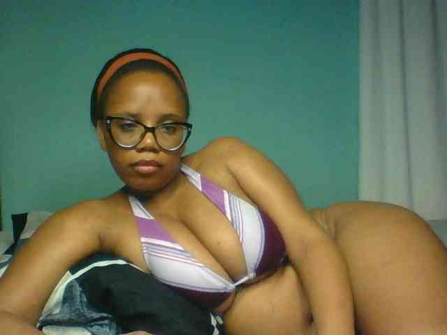 Prettyzari webcam