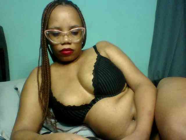 Prettyzari webcam