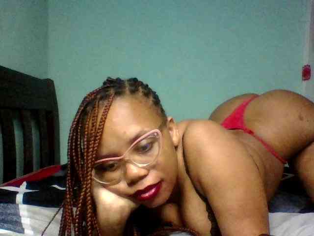 Prettyzari webcam
