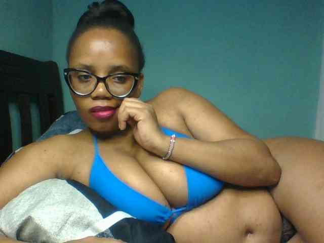Prettyzari webcam