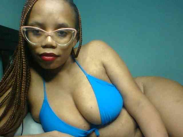 Prettyzari webcam