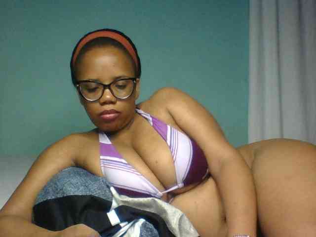 Prettyzari webcam